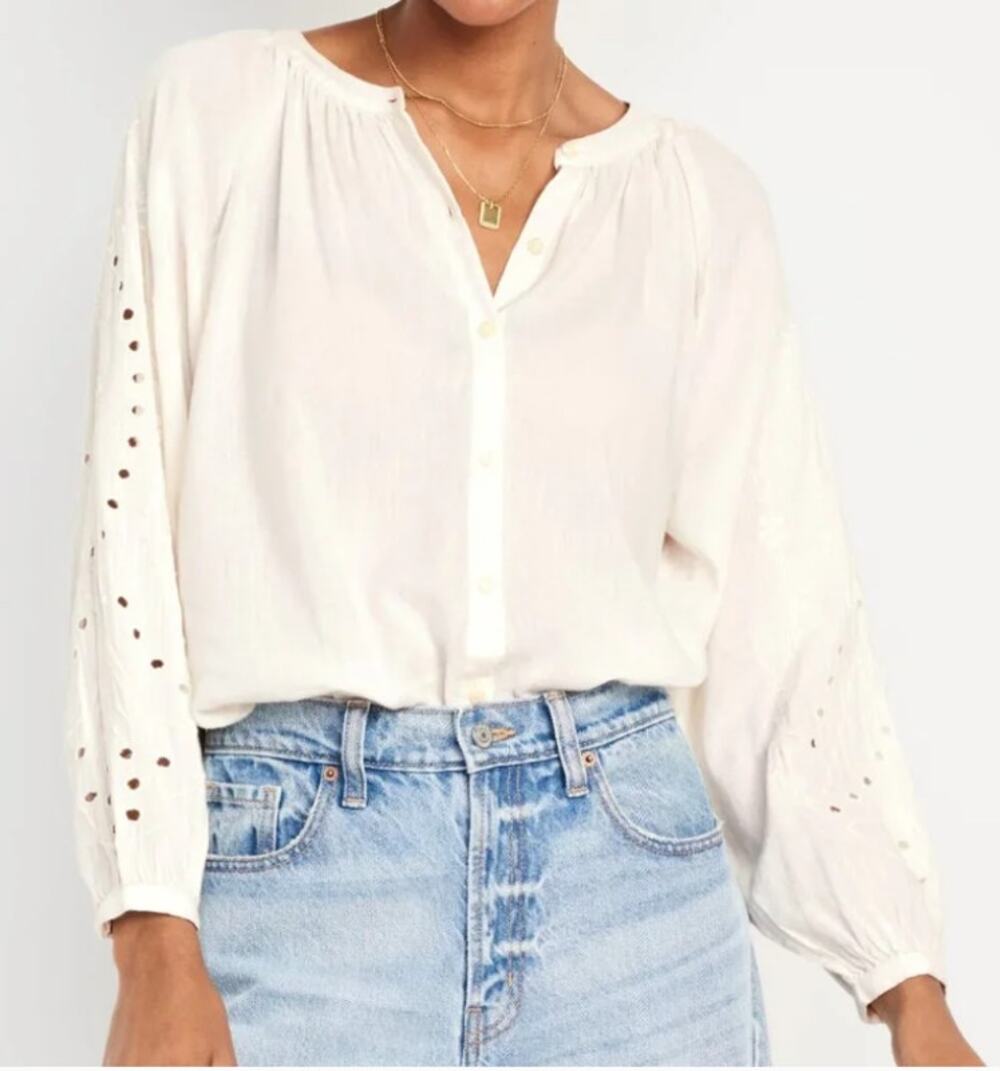 NWT Old Navy Sea Salt Eyelet Sleeve Peasant Button Down Shirt (S)